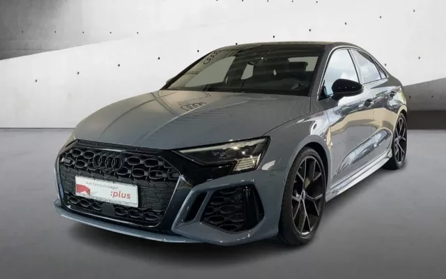 Audi RS3 Limousine