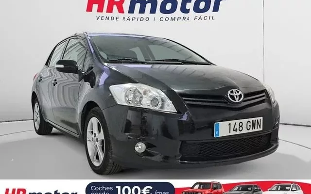 TOYOTA Auris Active