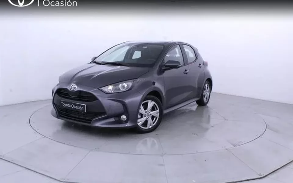 TOYOTA Yaris Yaris 120H 1.5 Active Plus