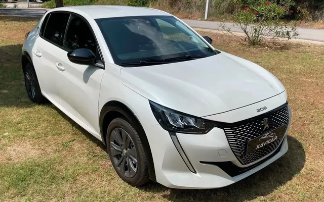 Peugeot e-208 50 kWh Active