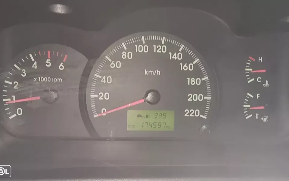 Kia Cerato 1.5 CRDi EX