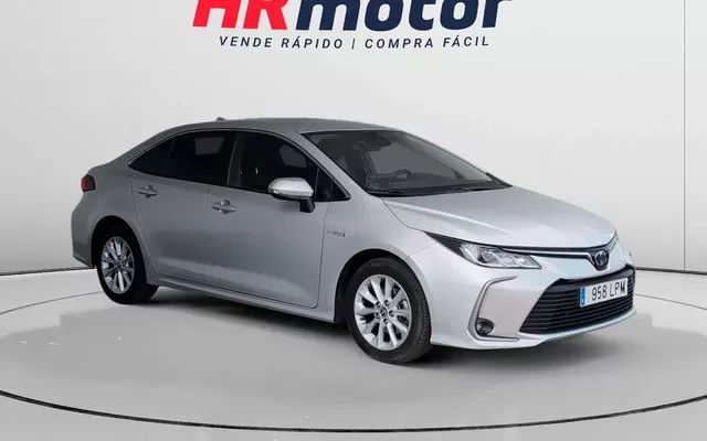 TOYOTA Corolla Corolla Sedán 125H Business Plus