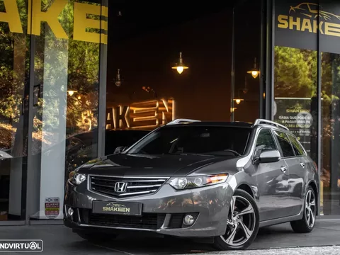 Honda Accord Tourer 2.2 i-DTEC Elegance
