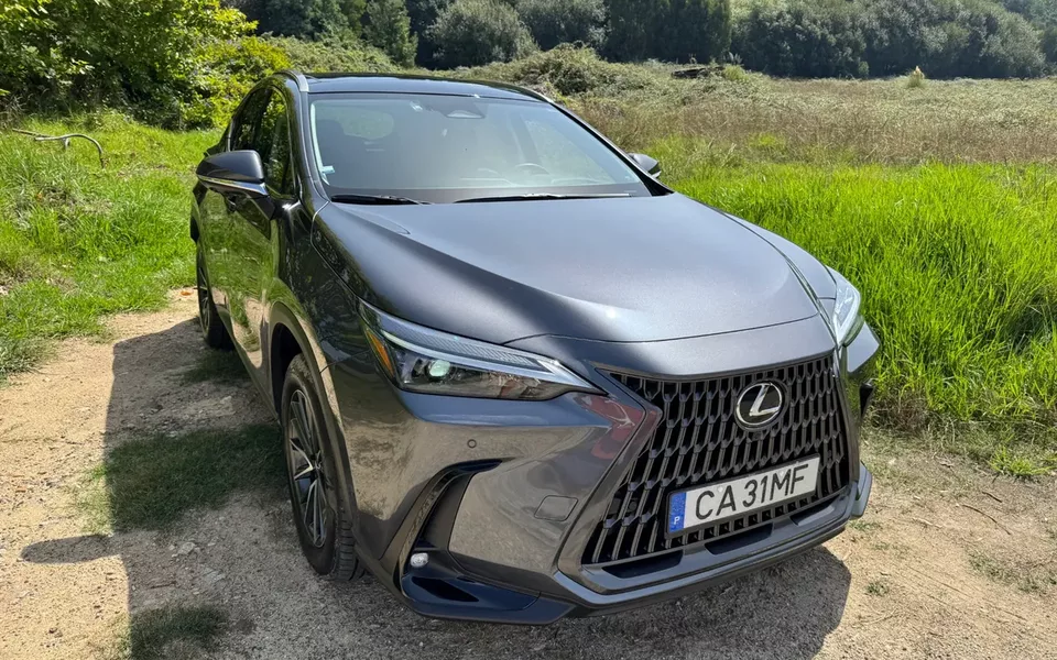Lexus NX 450h+ Premium
