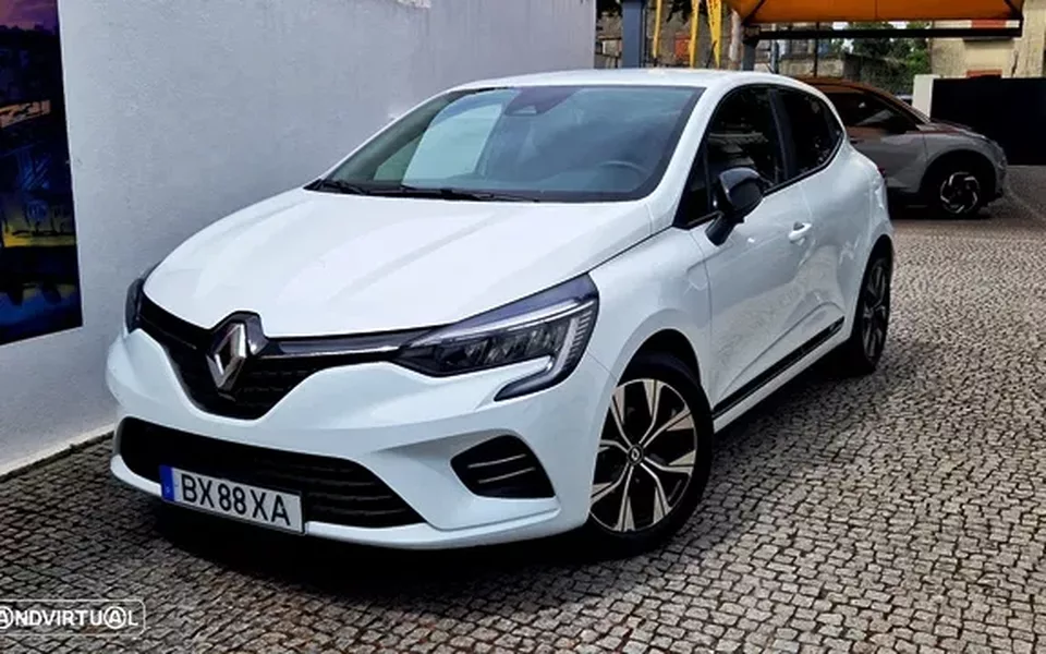 Renault Clio 1.0 TCe Intens CVT