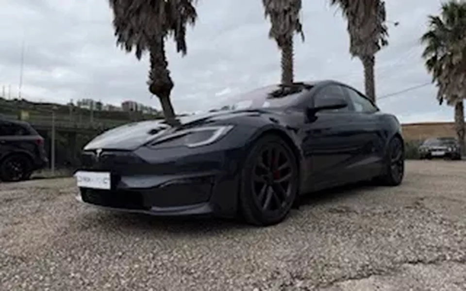 Tesla Model S Plaid AWD
