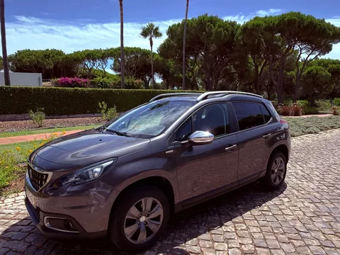 Peugeot 2008 1.2 PureTech Style