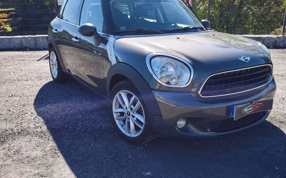 MINI Countryman One D