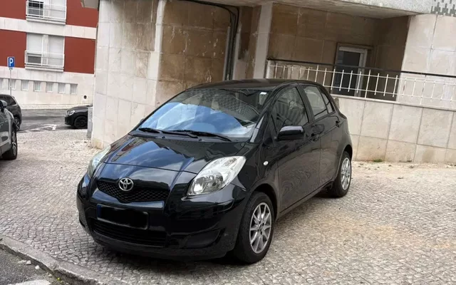 Toyota Yaris 1.0 VVT-i Cool