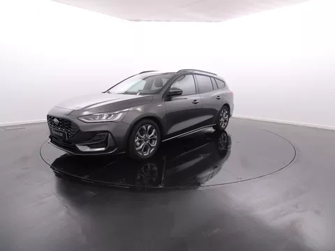 Ford Focus SW ST-LINE 1.5 TDCi 115cv Cx. Aut. GPS / Vidros Escurecidos / Pack Driver