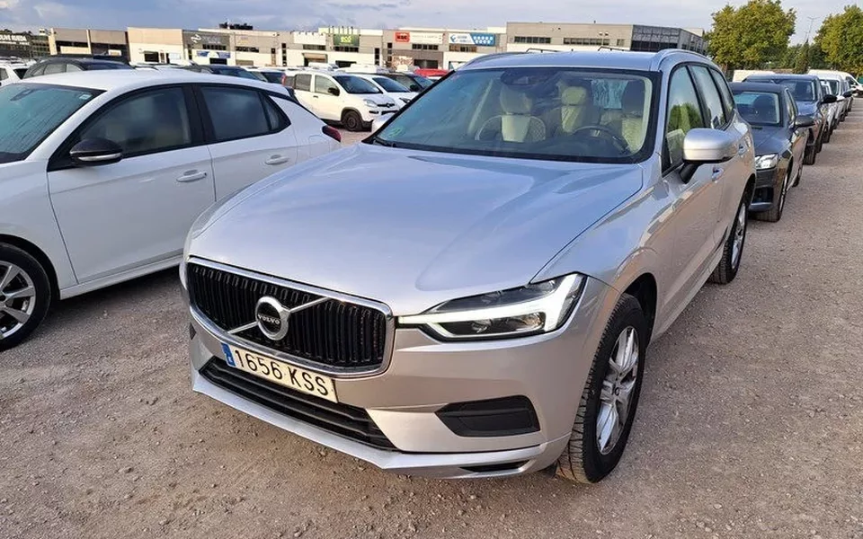 VOLVO XC60 VOLVO 2.0 D4 AWD Momentum Auto