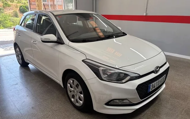 HYUNDAI i20 i20 1.4 Klass Aut.