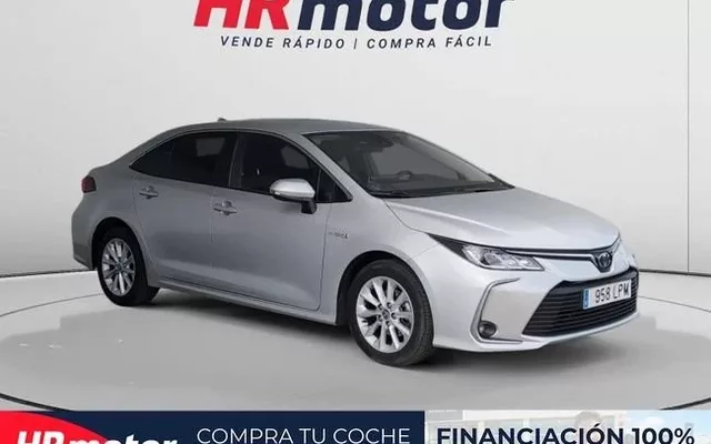 TOYOTA Corolla Sedan 1.8 125H Business Plus E-CVT 90 kW (122 CV)