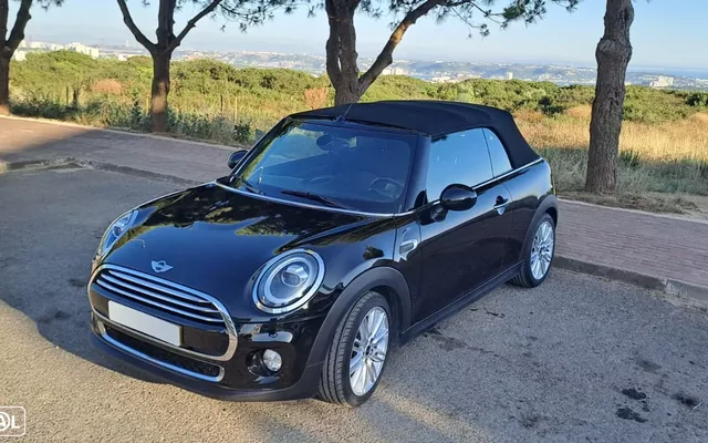 MINI Cabrio Cooper