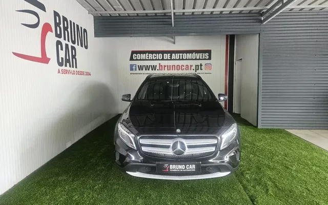 Mercedes-Benz GLA 180 (CDI) d 7G-DCT AMG Line
