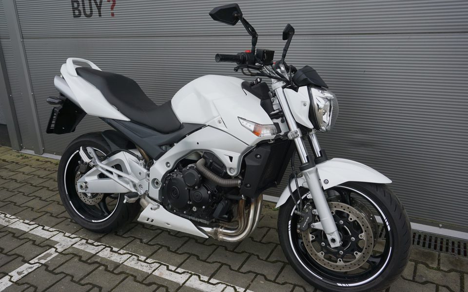 Suzuki GSR 600 GPR