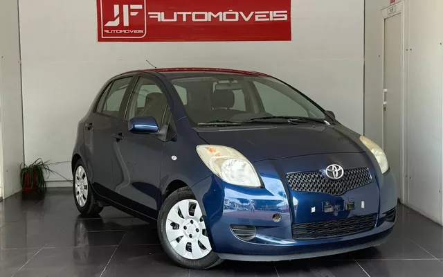 Toyota Yaris 1.0 VVT-i Cool Edition