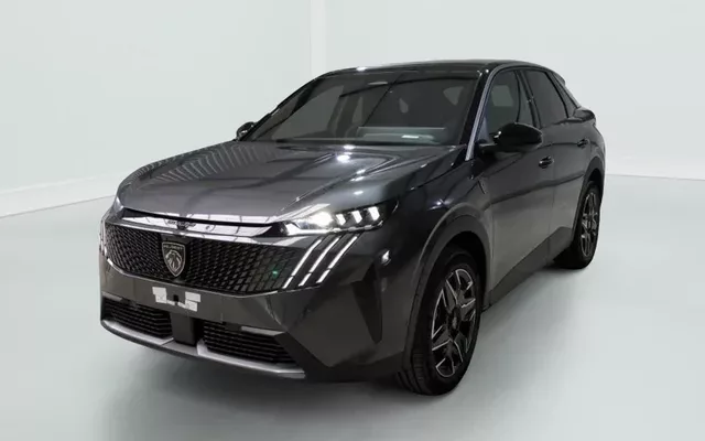 Peugeot 3008 Hybrid 145 e-DCS6 GT Zéro km immatriculé