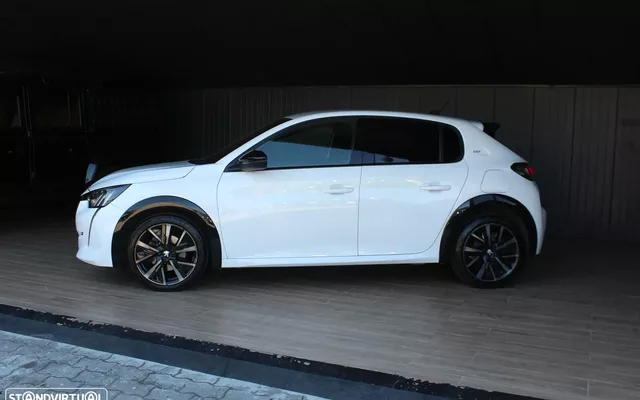 Peugeot 208 PureTech 100 EAT8 GT Pack