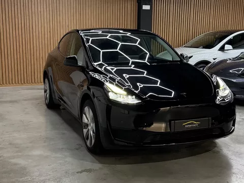 Tesla Model Y Standard