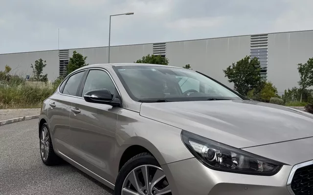 Hyundai i30 Fastback 1.0 T-GDI Style+TA