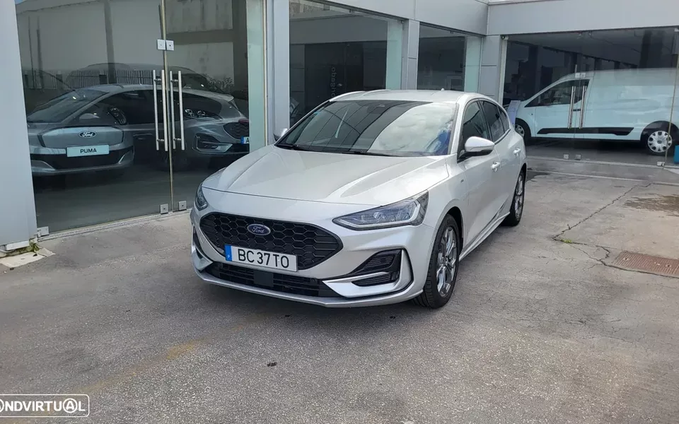 Ford Focus 1.0 EcoBoost MHEV ST-Line X