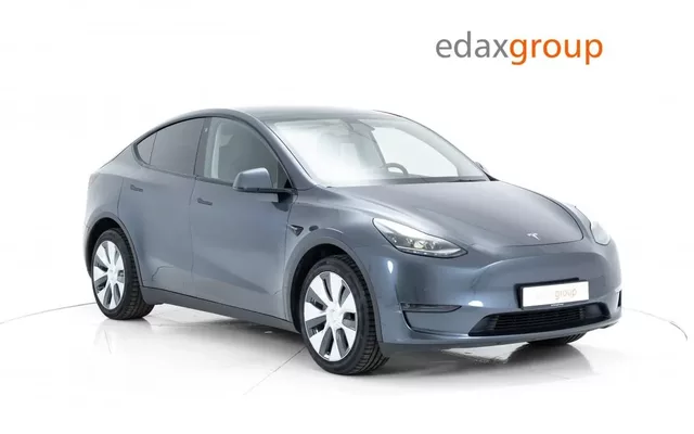 Tesla Model Y Long Range Dual Motor AWD