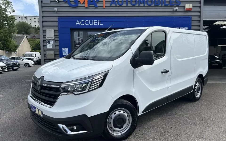 RENAULT TRAFIC FOURGON