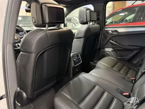 PORSCHE Macan Macan S Aut.