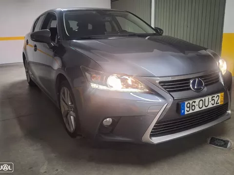 Lexus CT 200h