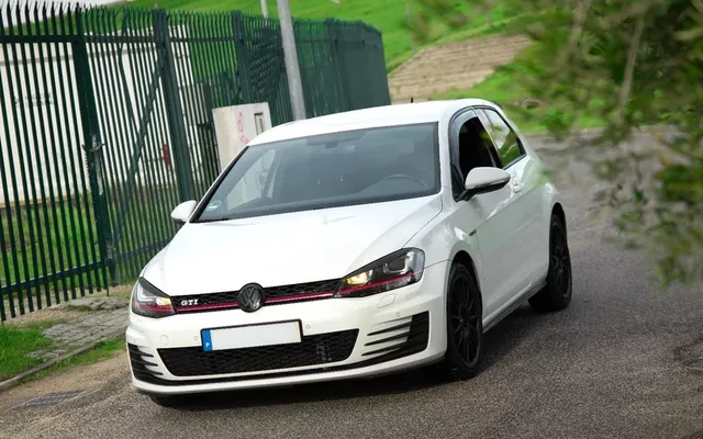 VW Golf GTI BlueMotion