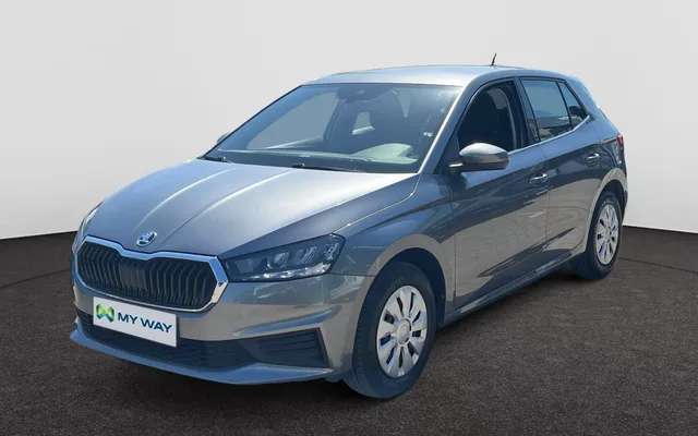 SKODA Fabia GARANTIE CARPLAY SENSOREN A LED KOPLAMPEN LANE ASSIST