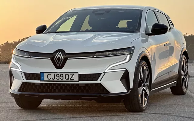 Renault Mégane E-Tech EV60 220hp optimum charge Iconic