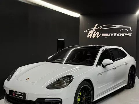 Porsche Panamera Sport Turismo Turbo S E-Hybrid
