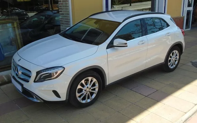MERCEDES-BENZ Clase GLA GLA 200CDI Urban 7G-DCT