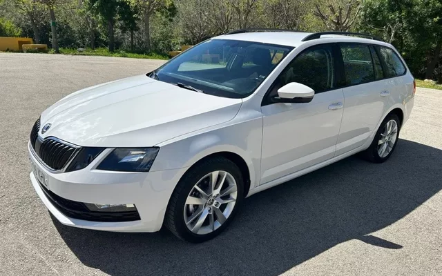 SKODA Octavia Octavia Combi 1.6TDI CR Like
