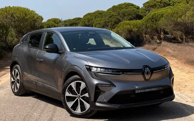 Renault Mégane E-Tech EV60 Evolution ER Autonomia Comfort CA7