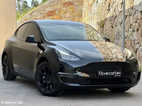 Tesla Model Y Long Range Dual Motor AWD
