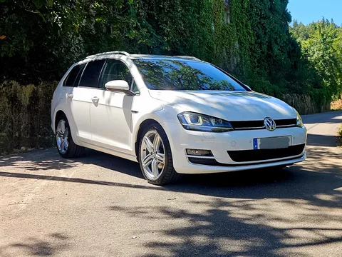 VW Golf Variant 1.6 TDi R-Line DSG