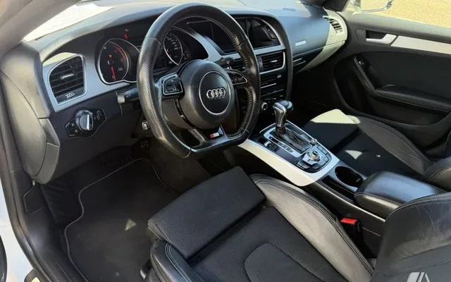 AUDI A5 A5 Sportback 2.0TDI S line ed. Q. S-T 190 - 17675€ en Palencia