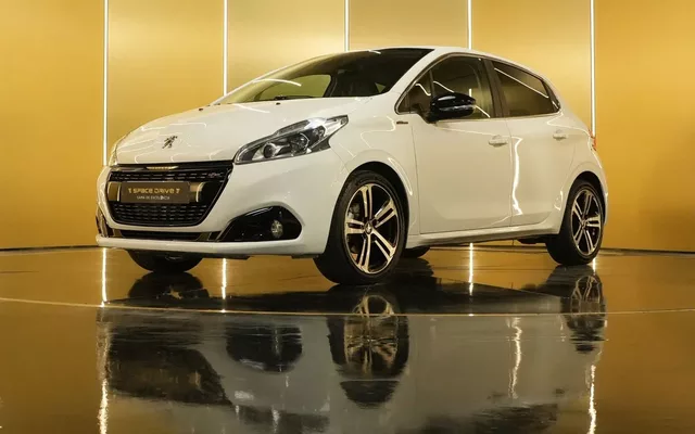 Peugeot 208 1.5 BlueHDi GT Line