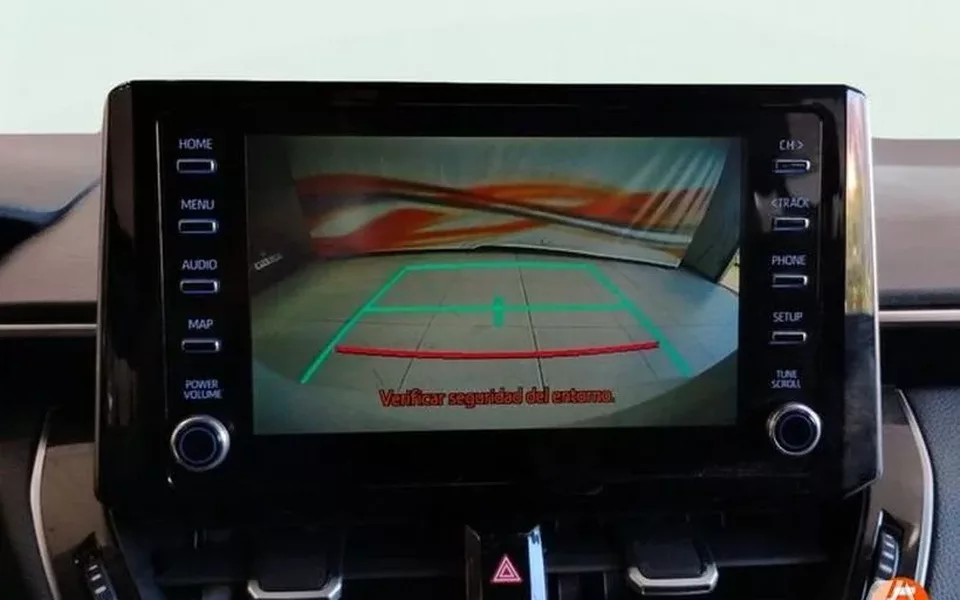 TOYOTA Corolla 1.8 125H ACTIVE TECH E-CVT