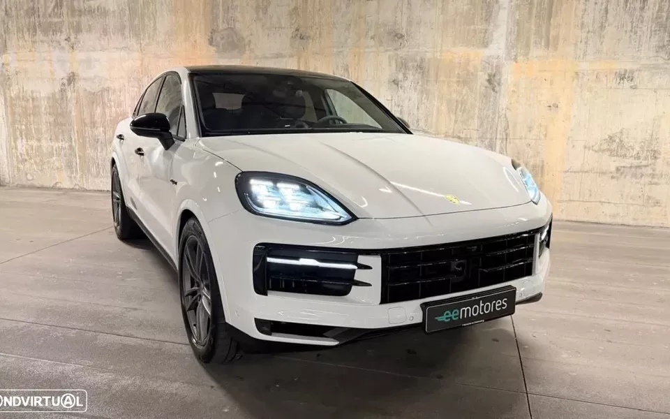 Porsche Cayenne Coupé E-Hybrid Black Edition