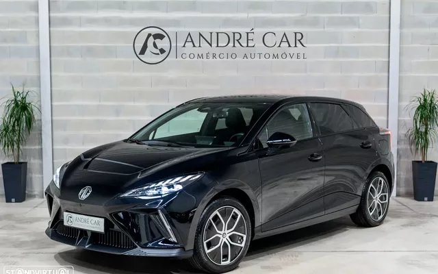 MG MG4 77 kWh Extended Range Luxury