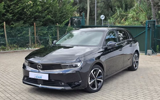 Opel Astra 1.6 T PHEV Elegance