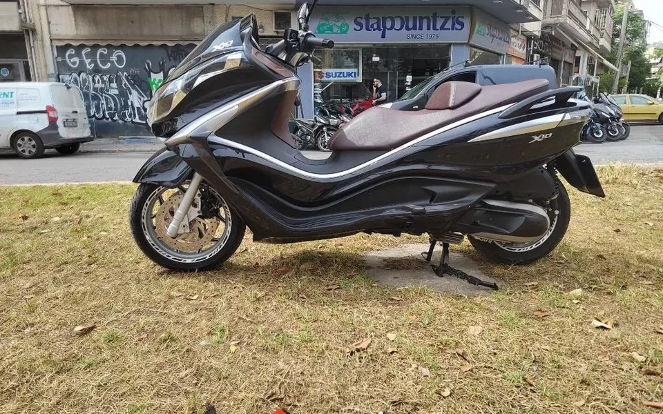 Piaggio X 10 Αγρατσούνιστο,1οΧέρι,Εδεσμεύθη 2014