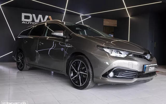 Toyota Auris Touring Sports 1.8 HSD Sport+Navi