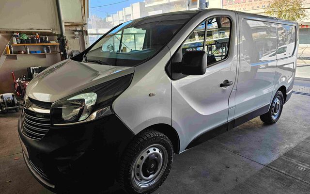 Opel Vivaro '19 - 1.6 Diesel 125hp - Κάμερα Οπισθοπορείας
