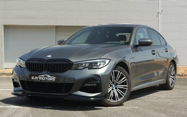 BMW 320 e Pack M Auto