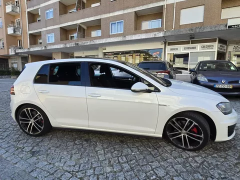 VW Golf